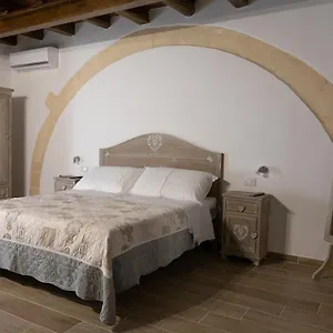 Il Molo , Syracuse Italia