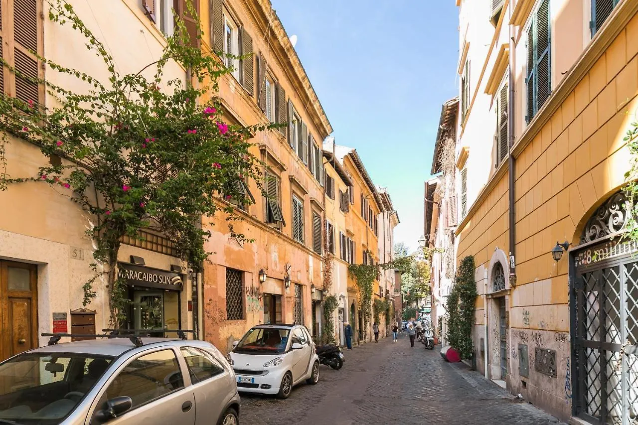 Moro 50 - Loft In Trastevere Rom